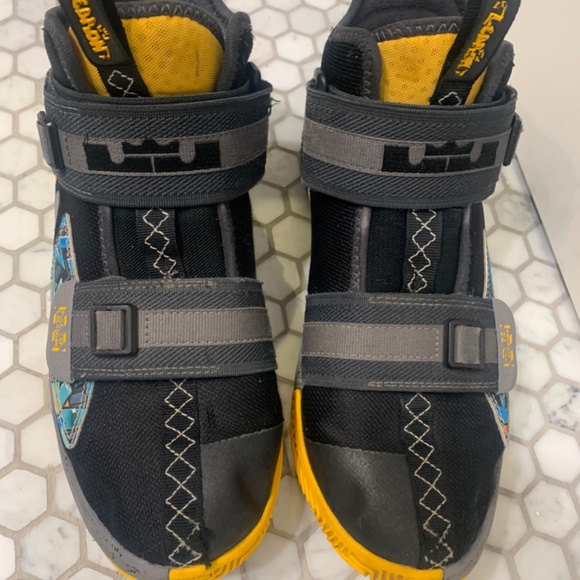 Nike Lebron Soldier XIII Graffiti - Picture 2 of 5